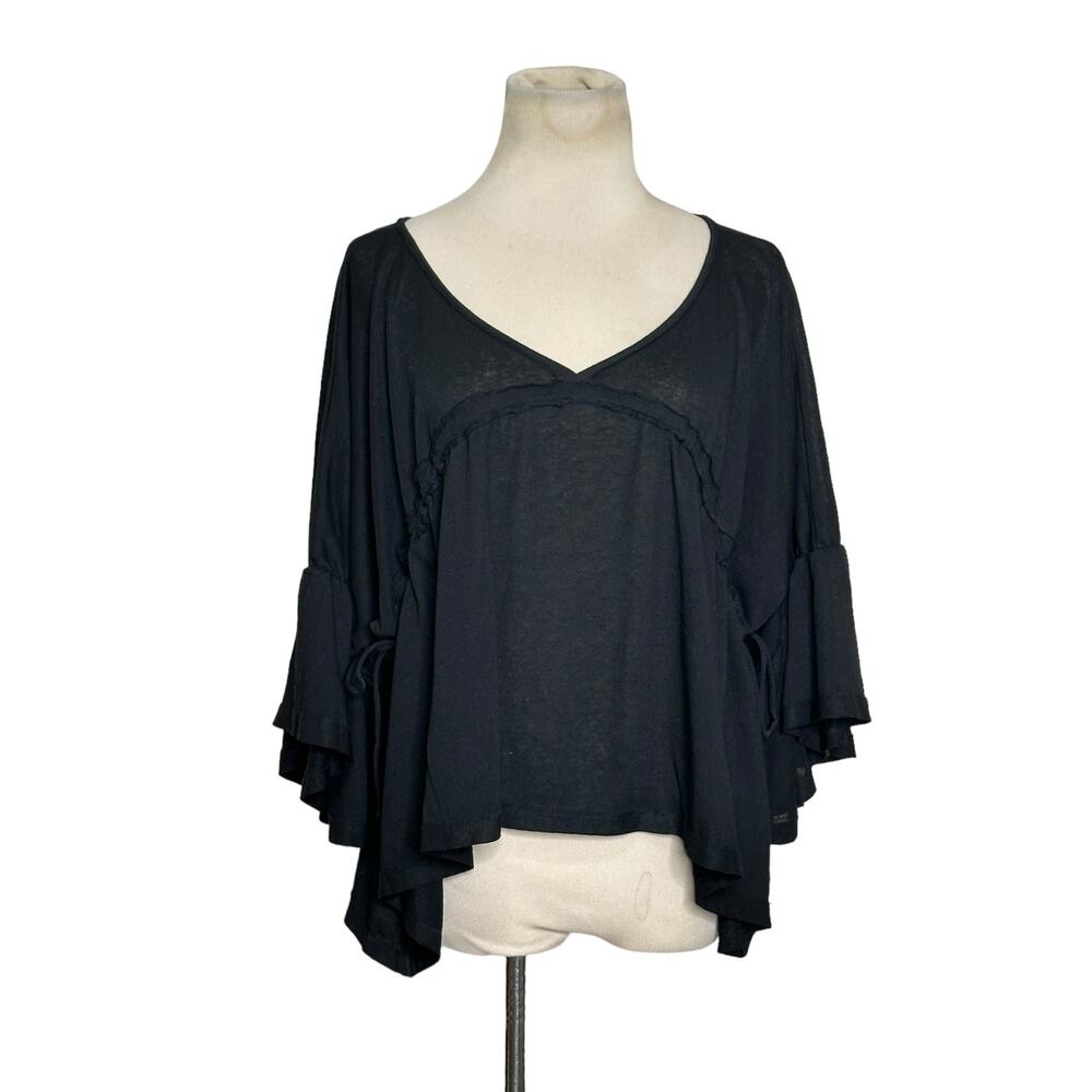 Fourteen & 9th black short sleeves crop oversized tee size Small